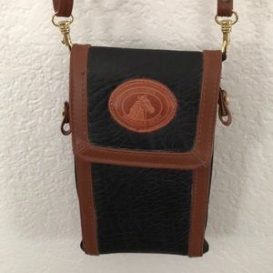 CUTE WEATHER GEAR PURSE W/PHONE POCKET, CREDIT CARD HOLDER   4 1/2Wx8L NWOT